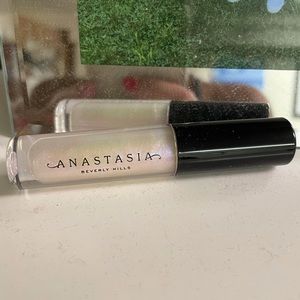 Anastasia Beverly hills lipgloss